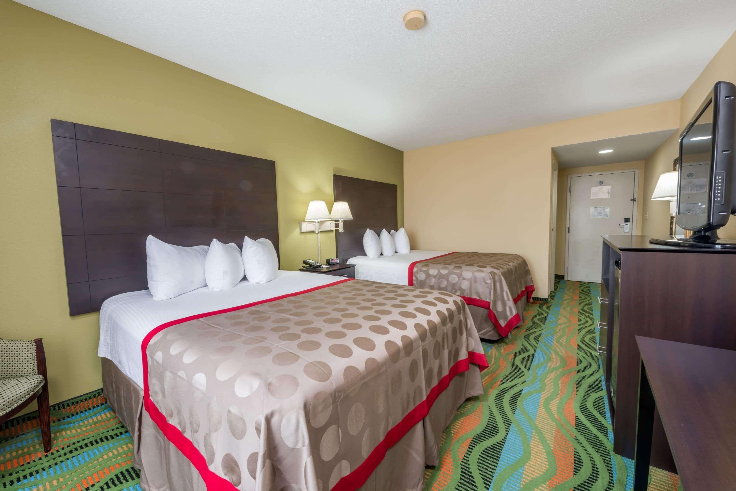 Ramada By Wyndham Vandalia Extérieur photo