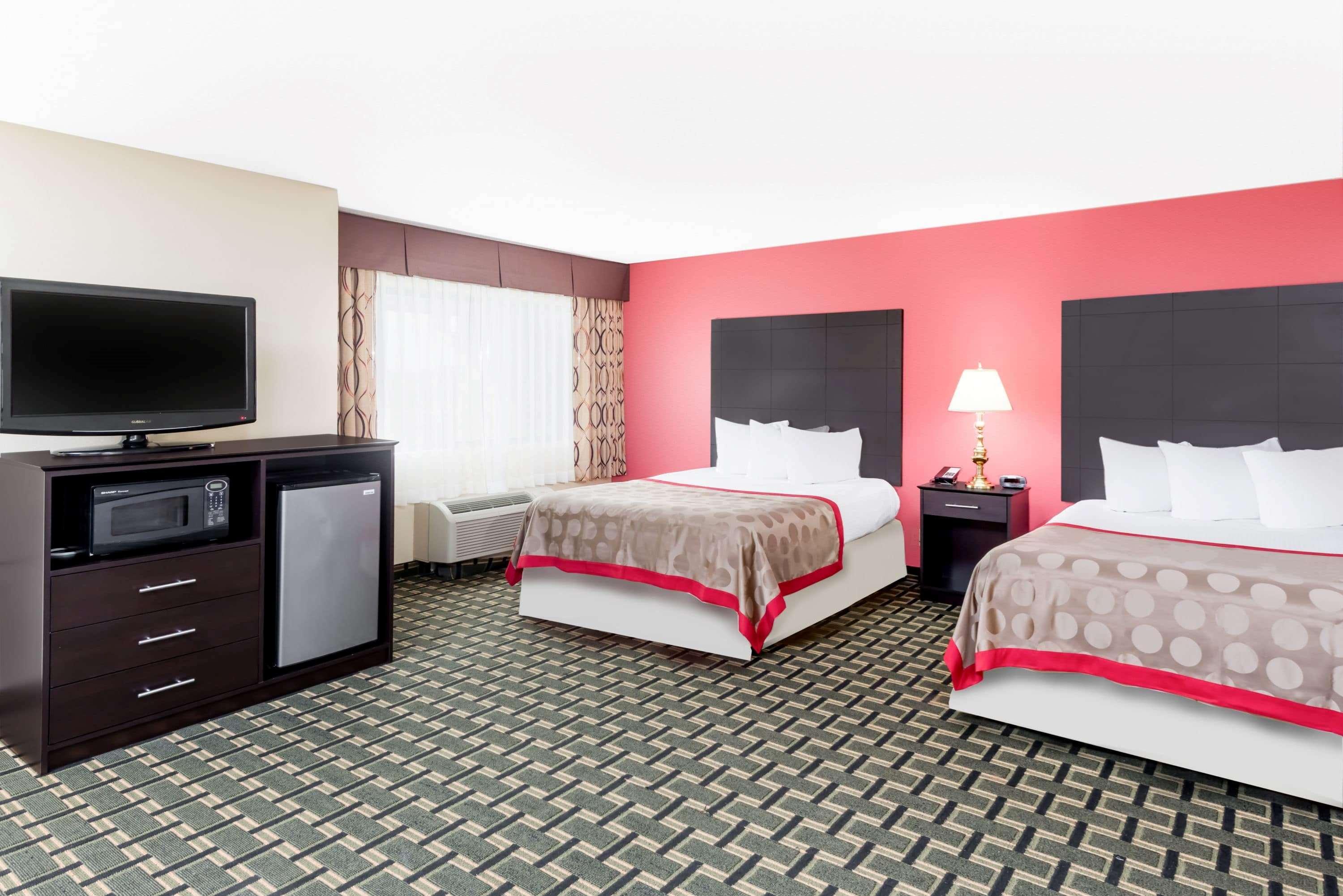 Ramada By Wyndham Vandalia Extérieur photo